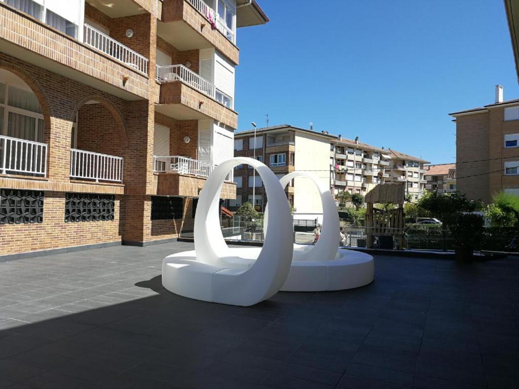 Apartamentos Regollera Premium Con Garaje Noja Kültér fotó